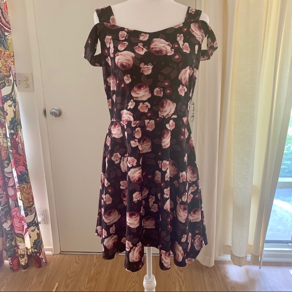 Flirty Bardot-style Skater Dress - Picture 1 of 3
